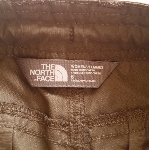 The North Face Tan Nylon Hiking Capri Pants - Picture 6 of 10